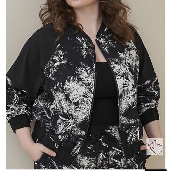 NWT TORRID LOVESICK 1XL colour block bomber jacket - Picture 2 of 7